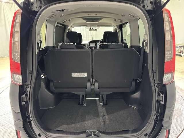 NOAH HYBRID 4WD