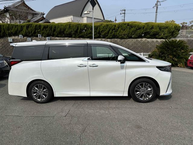 ALPHARD hybrid
