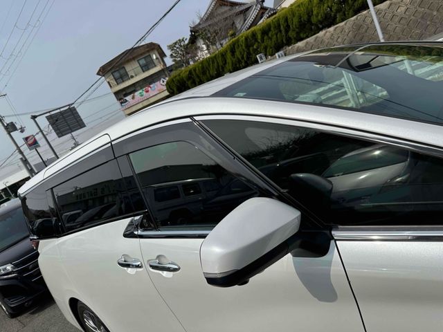 ALPHARD hybrid