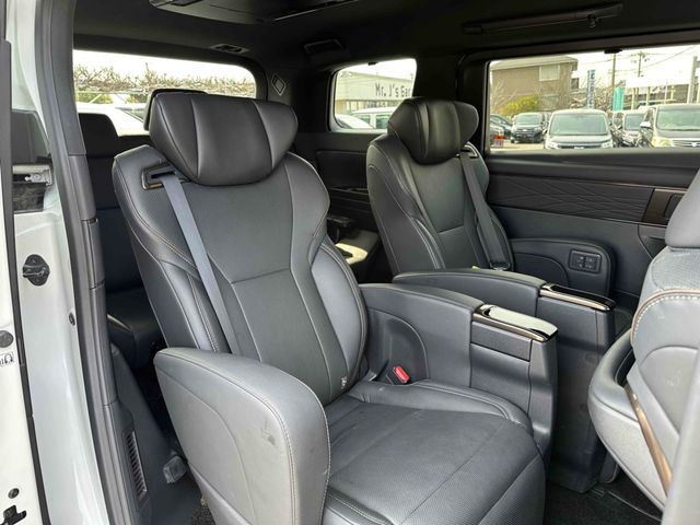 ALPHARD hybrid