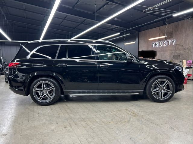 MERCEDES BENZ GLS class