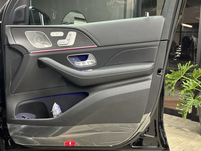MERCEDES BENZ GLS class