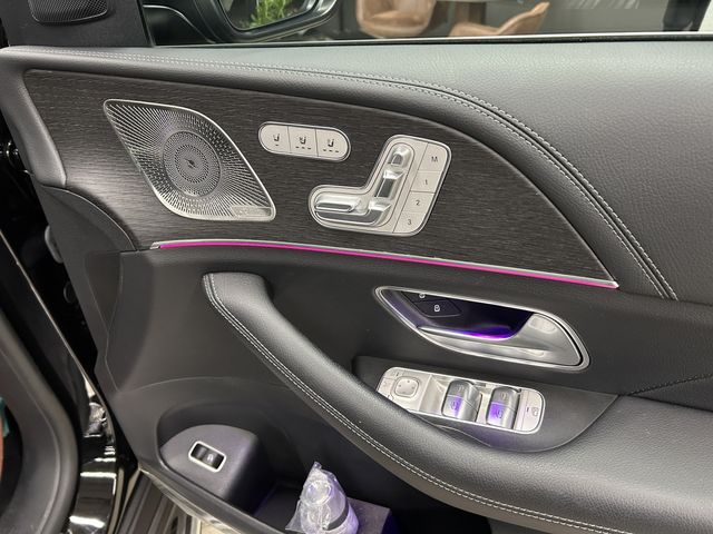 MERCEDES BENZ GLS class