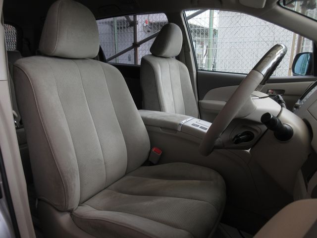 ESTIMA HYBRID 4WD