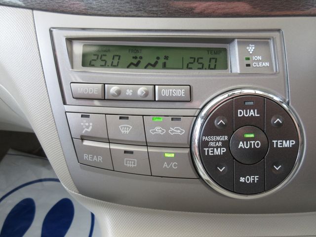 ESTIMA HYBRID 4WD