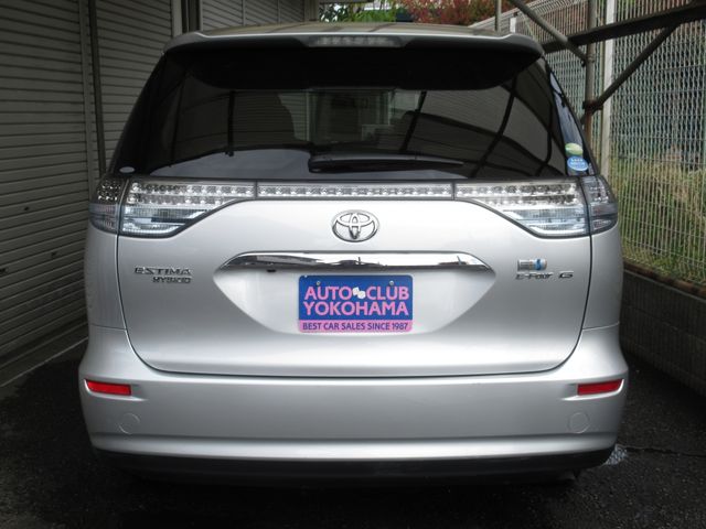 ESTIMA HYBRID 4WD