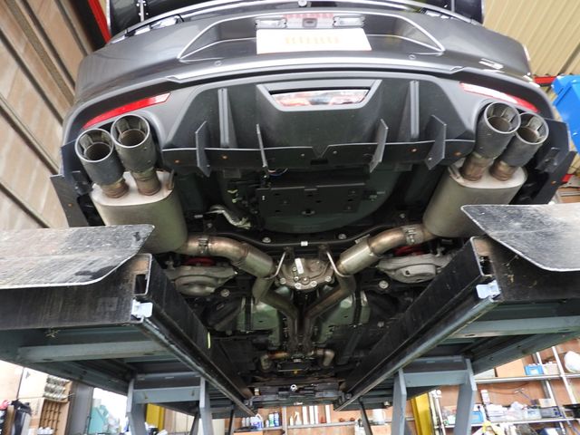 FORD MUSTANG
