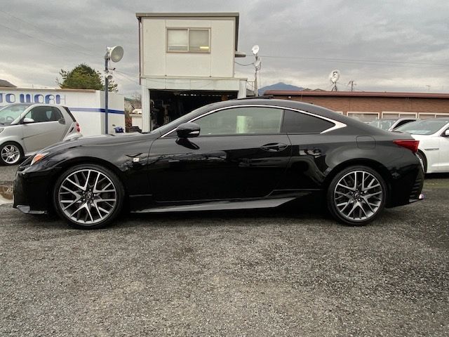 LEXUS RC200t