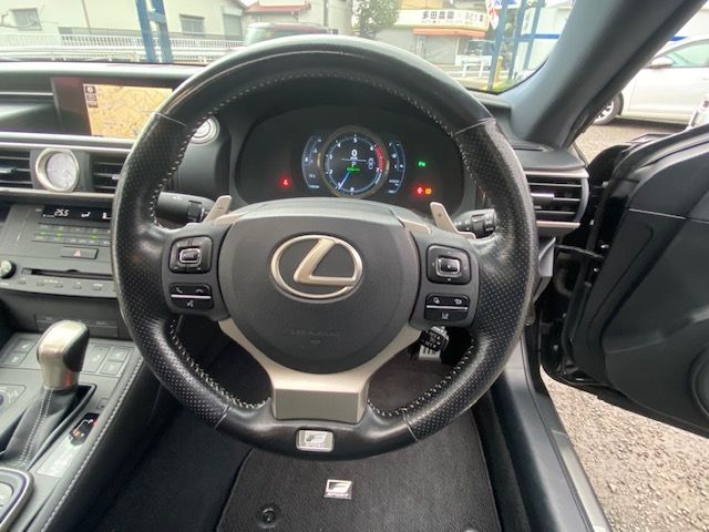 LEXUS RC200t