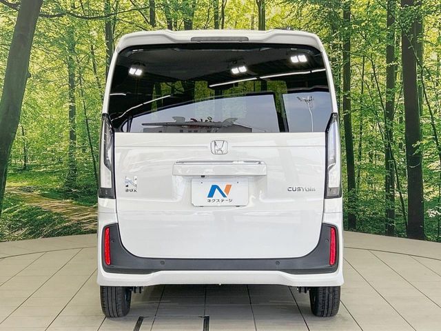N-BOX CUSTOM