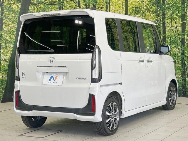 N-BOX CUSTOM