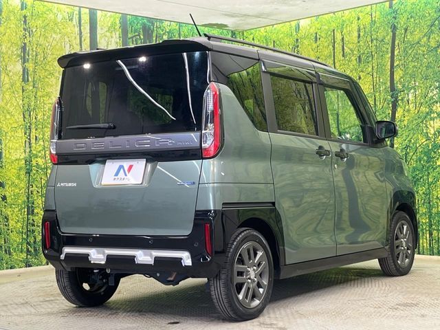 DELICA MINI