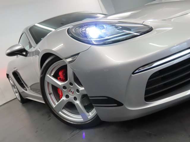 PORSCHE 718CAYMAN S