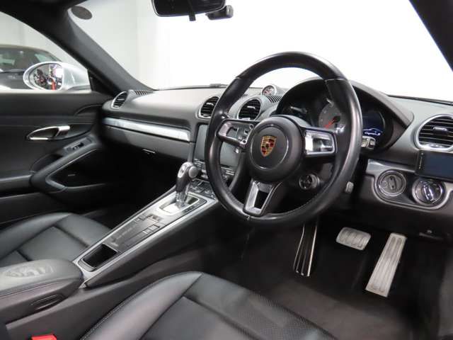 PORSCHE 718CAYMAN S