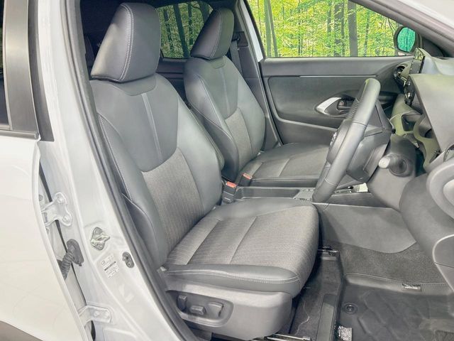 YARIS CROSS HYBRID