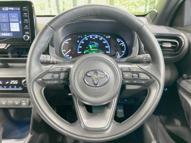 YARIS CROSS HYBRID
