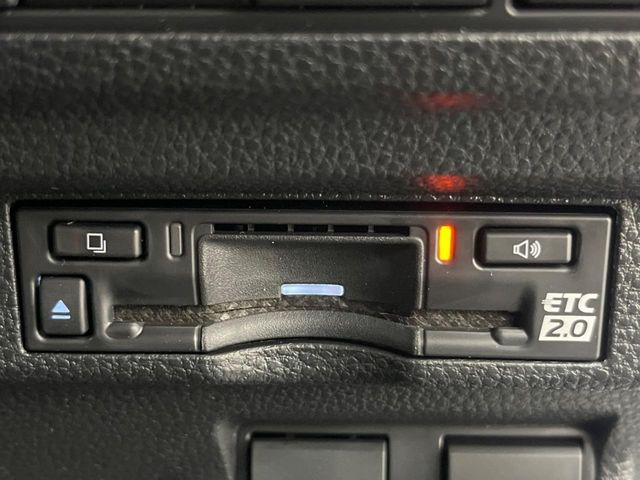 COROLLA CROSS HYBRID