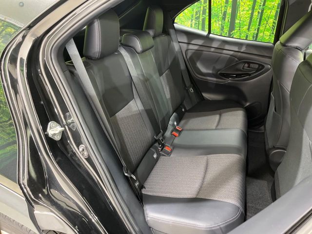 YARIS CROSS HYBRID