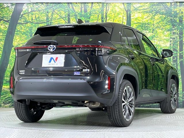 YARIS CROSS HYBRID