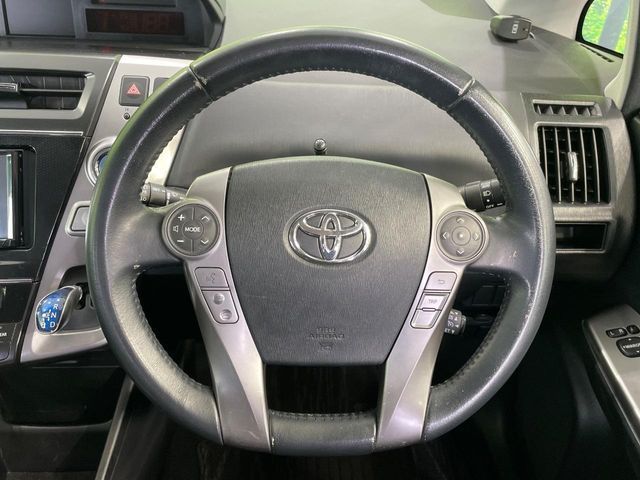 PRIUS Alpha