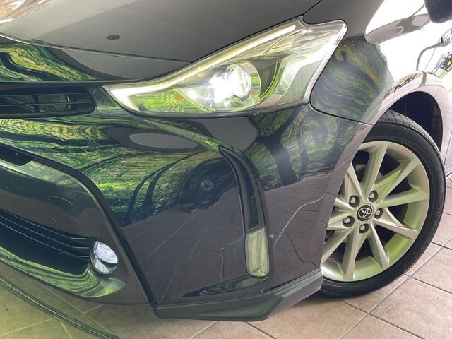 PRIUS Alpha