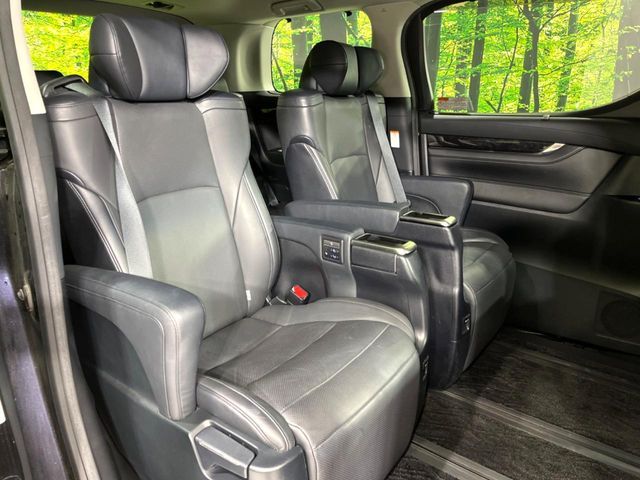 ALPHARD hybrid 4WD