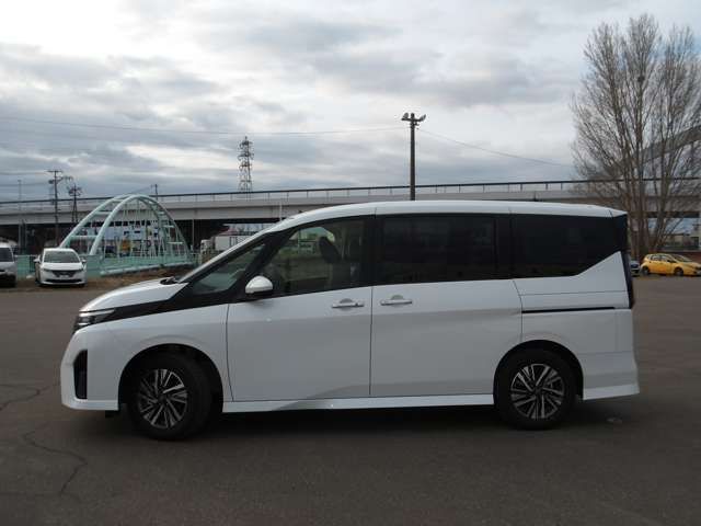 SERENA WG 4WD