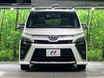 VOXY HYBRID