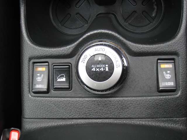 X-TRAIL 4WD