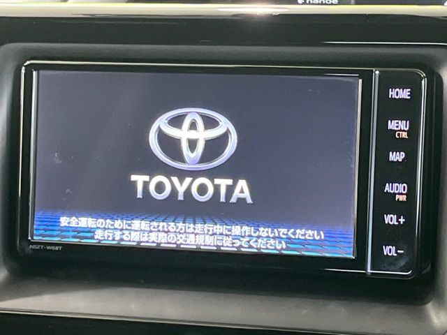 VOXY HYBRID