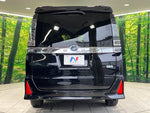 VOXY HYBRID