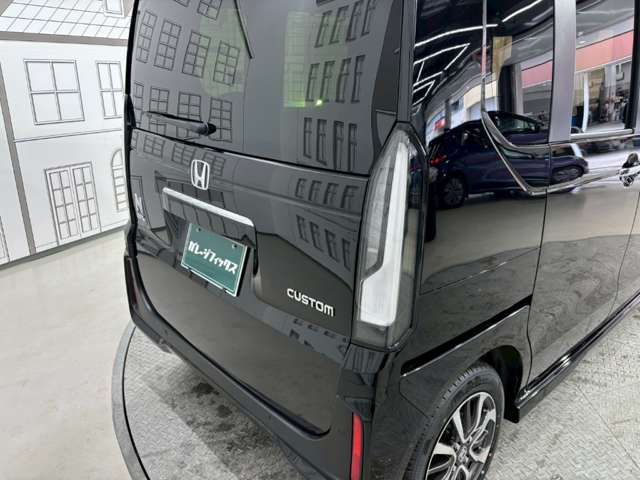 N BOX CUSTOM