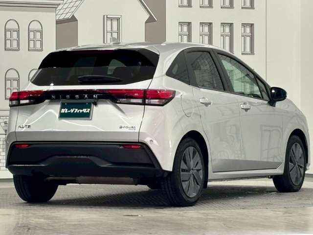 NOTE 4WD