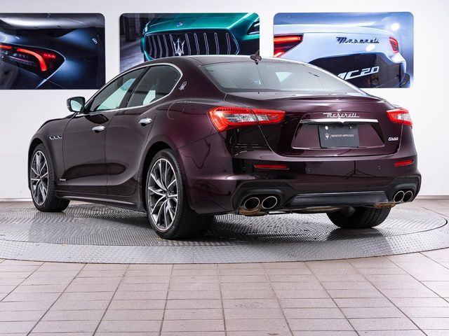 MASERATI GHIBLI Sedan