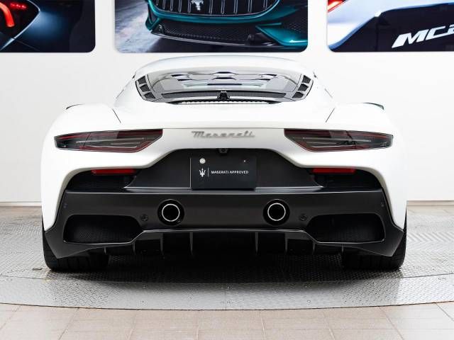 MASERATI MC20
