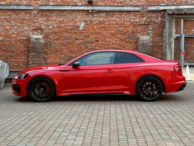 AUDI RS5