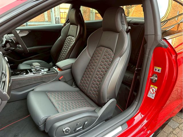 AUDI RS5