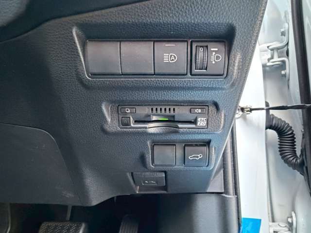 COROLLA CROSS HYBRID