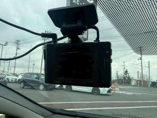 PRIUS 4WD