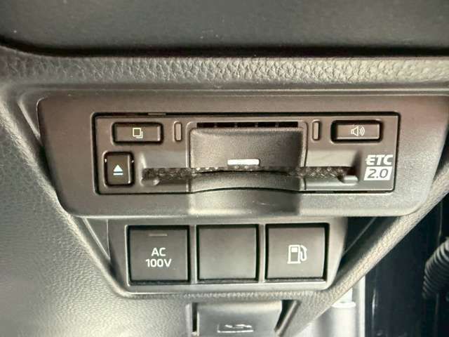 PRIUS 4WD