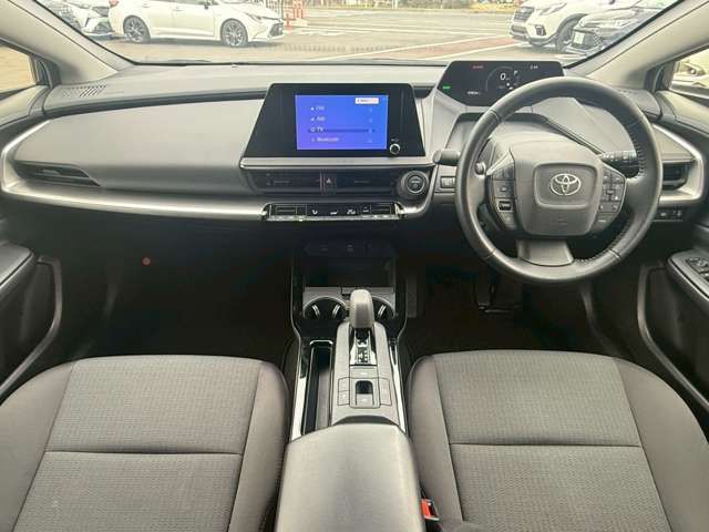 PRIUS 4WD