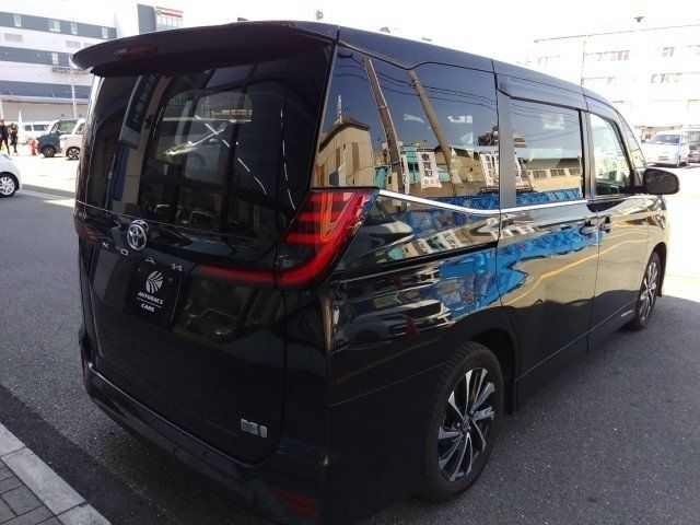 NOAH HYBRID