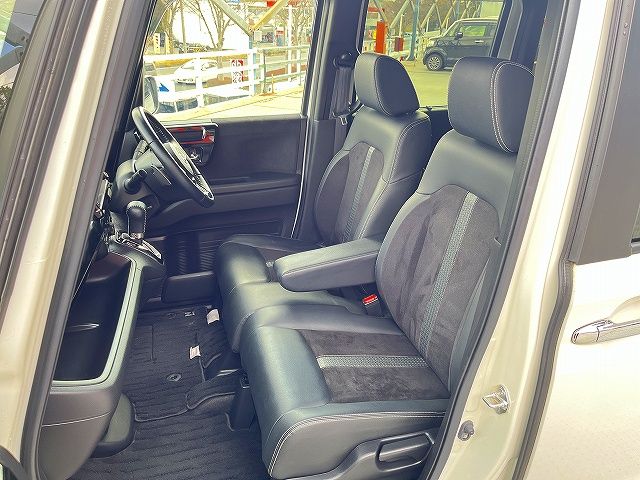 N-BOX CUSTOM