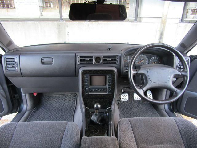 CEDRIC hardtop