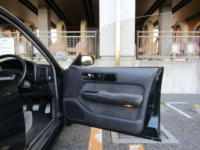 CEDRIC hardtop