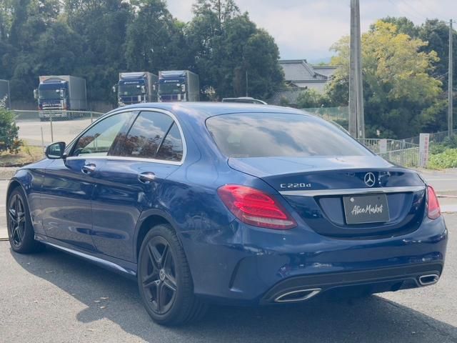 MERCEDES BENZ C class sedan
