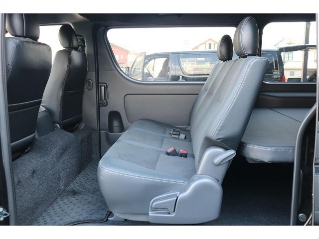 HIACE van 4WD