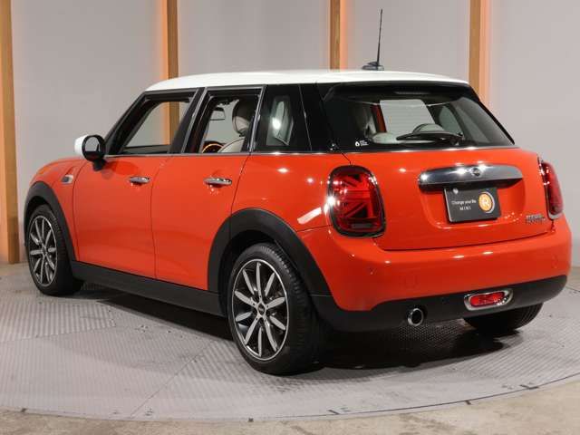 MINI COOPER D 5DOOR