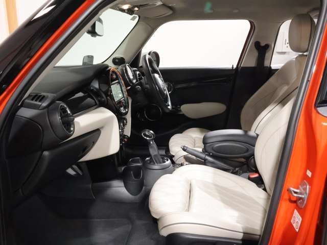 MINI COOPER D 5DOOR