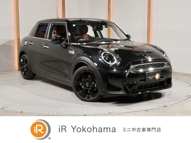 MINI COOPER SD 5DOOR